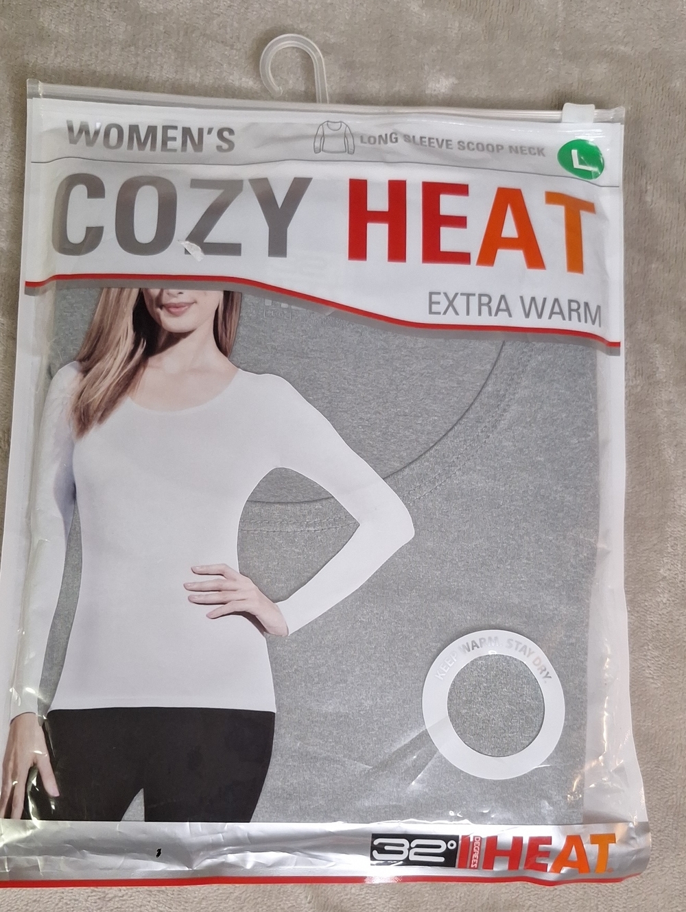 Women's Long Sleeve Scoop Neck Top - White (Extra Warm)